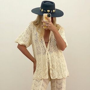 Maurie and Eve SIZE 4 Love & Stars cream crotchet button down shirt